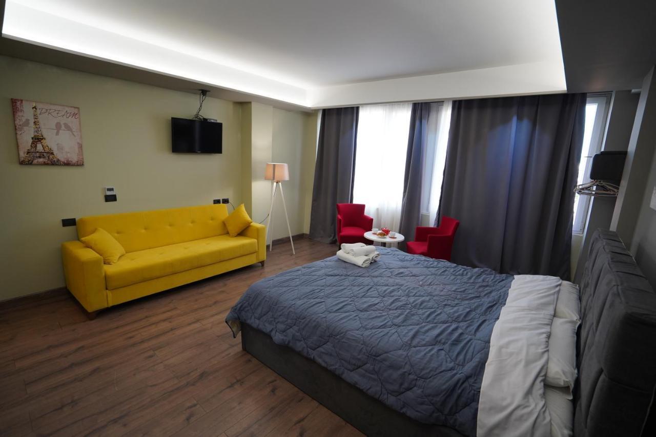Driti Hotel Tirana Albania Екстер'єр фото