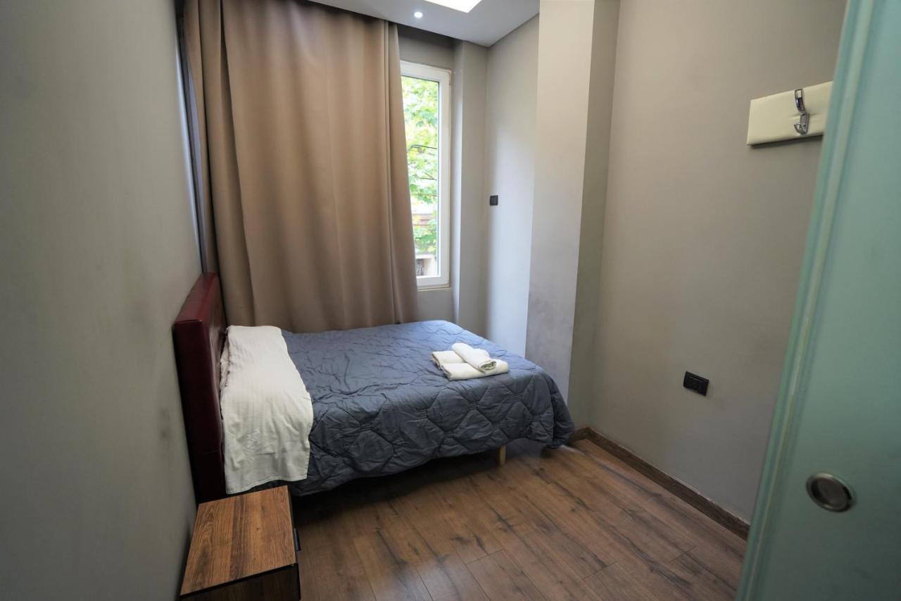 Driti Hotel Tirana Albania Екстер'єр фото