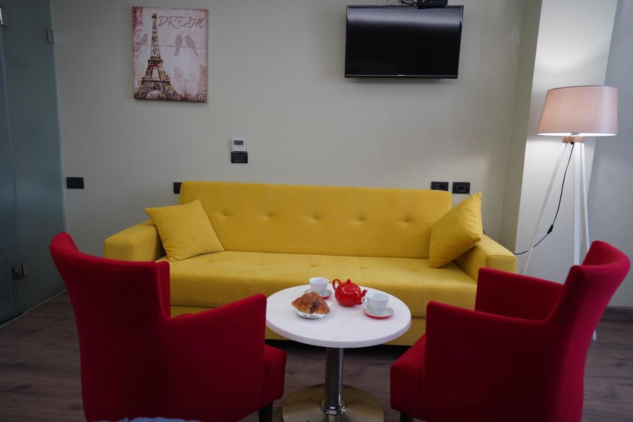 Driti Hotel Tirana Albania Екстер'єр фото
