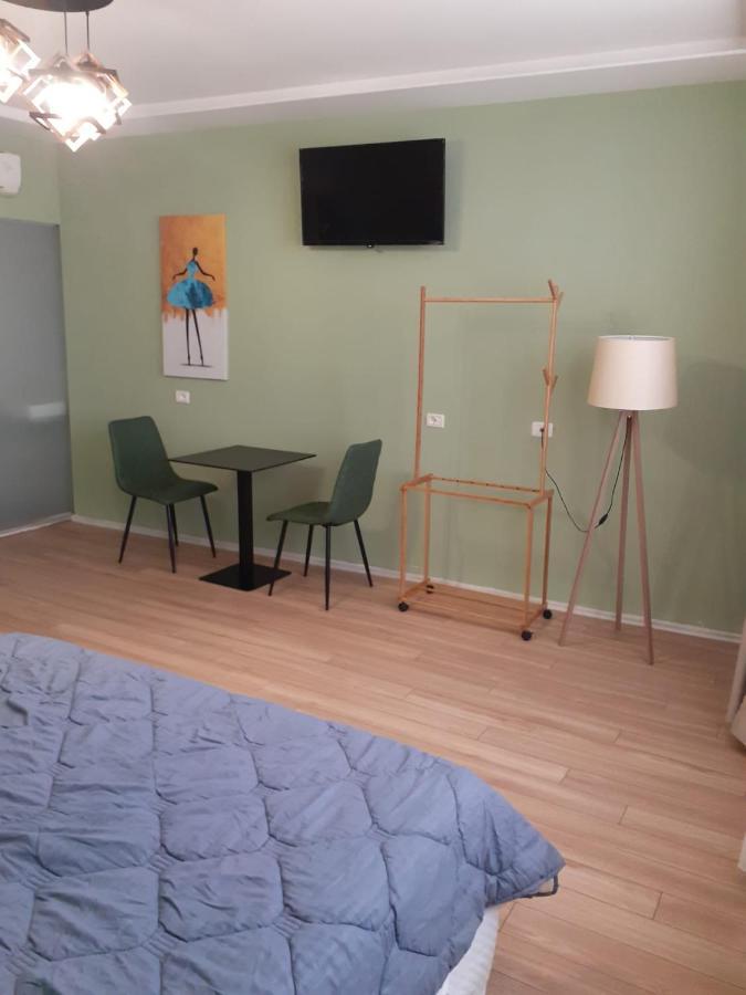 Driti Hotel Tirana Albania Екстер'єр фото