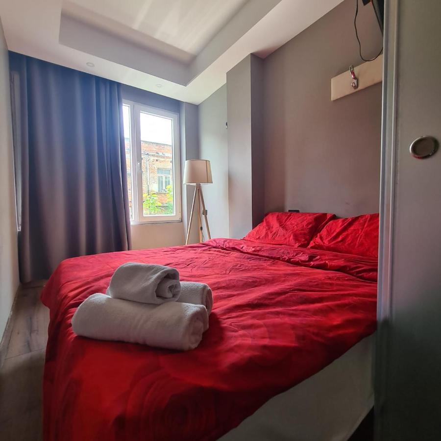 Driti Hotel Tirana Albania Екстер'єр фото